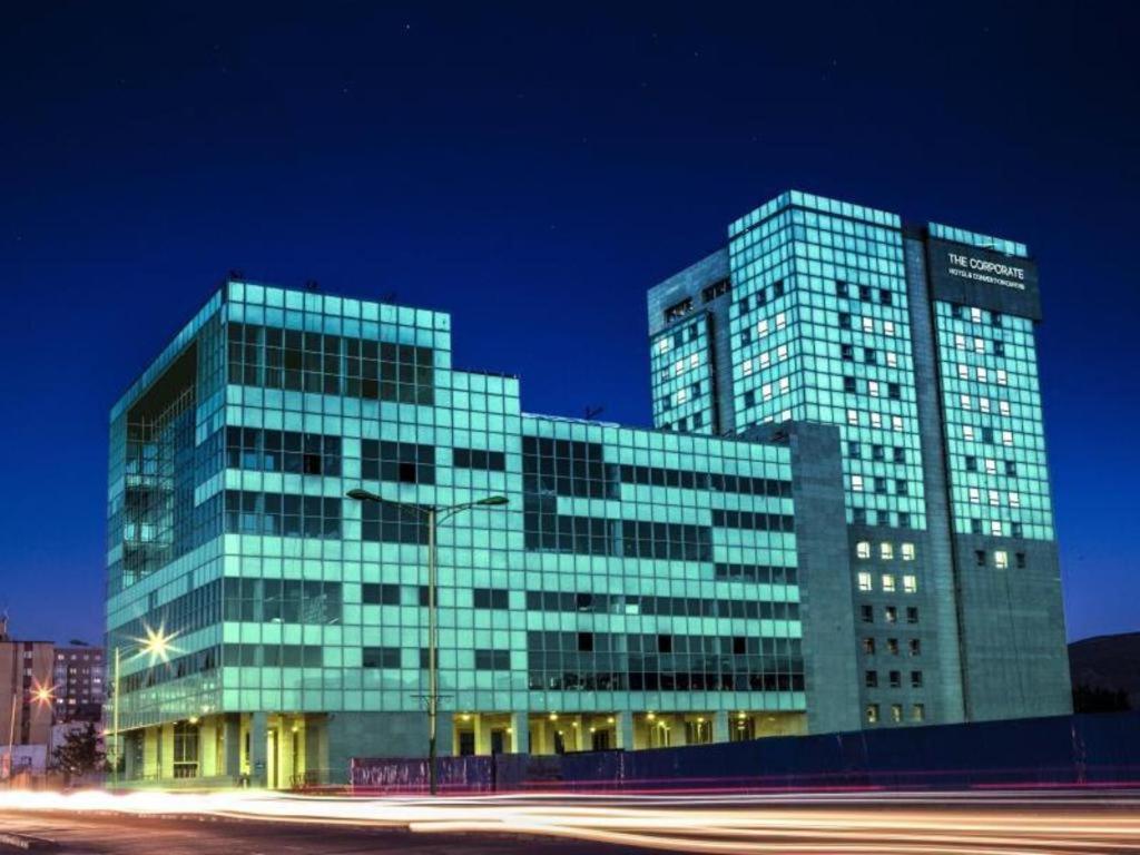 The Corporate Hotel And Convention Centre Уланбатар Екстериор снимка