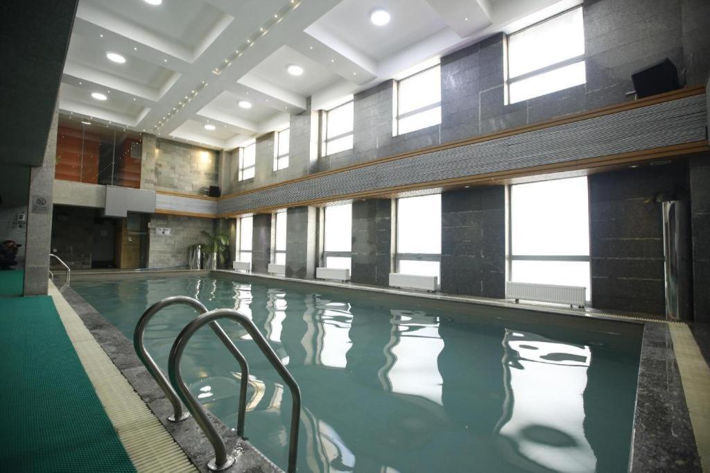 The Corporate Hotel And Convention Centre Уланбатар Екстериор снимка